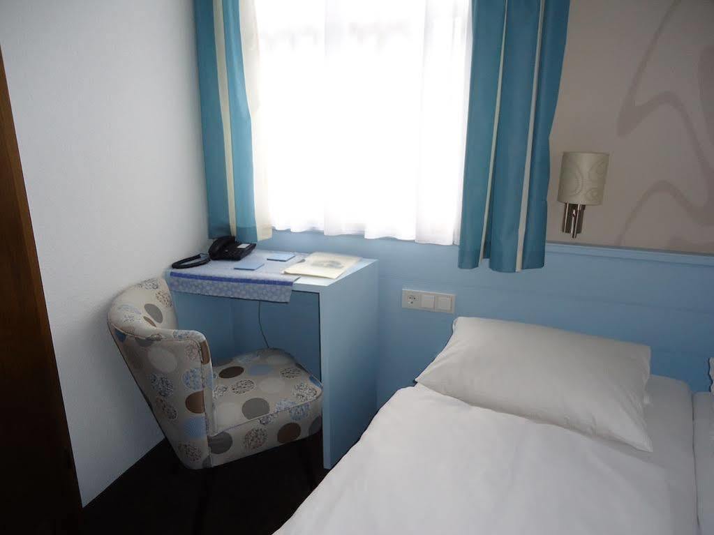 Hotel Koenigsaecker Фридрихсхафен Екстериор снимка